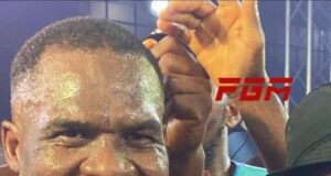Ibeabuchi Stuns Afinni with TKO Victory, Marks Triumphant Return to Boxing After 25 Years