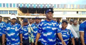 Makinde Rewards Shooting Stars with $5,000 After Dramatic Win Over Plateau United