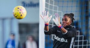 Comfort Erhabor Delivers Outstanding Goalkeeping Performance as Portsmouth Beat West Ham in League Cup
