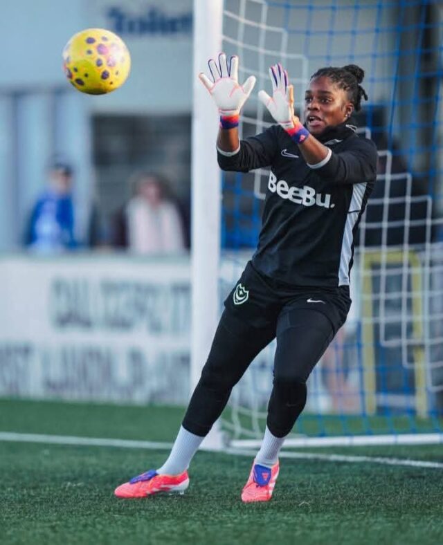 Comfort Erhabor Delivers Outstanding Goalkeeping Performance as Portsmouth Beat West Ham in League Cup
