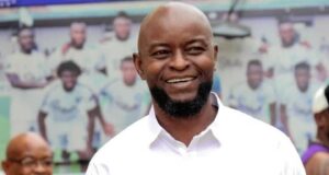 NPFL: Finidi George Not Fully Satisfied as Rivers United Scrape Past Wikki Tourists to Go Top