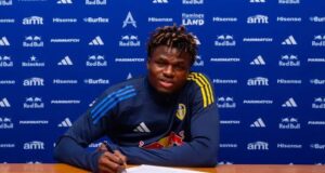 Leeds United Snap Up Teenage Nigeria International Leonard Ngenge