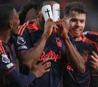 Awoniyi Receives ‘Mob Attention’ From Nottingham Forest Pals, After His Goal Against Brentford