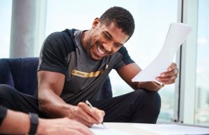 Anthony Joshua Signs Agreement To Fight Tyson Fury, Set For Ring Return In June