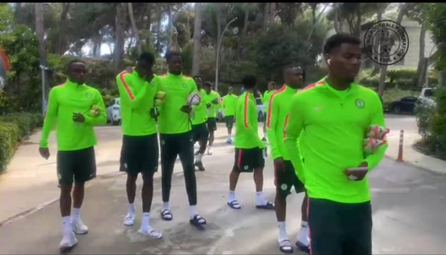 Super Eagles’ New Lemon Kit With Red Trimmings Draws Critical Reactions