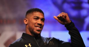 Anthony Joshua Turns Down Big Money Offer From UFC’s President Dana White, Earns Eddie Hearn’s Praise