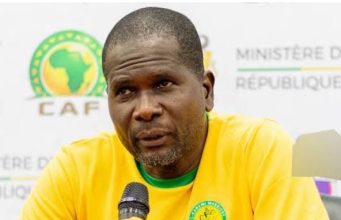 El-Kanemi Warriors Celebrate Former Coach Aliyu Zubairu on Birthday