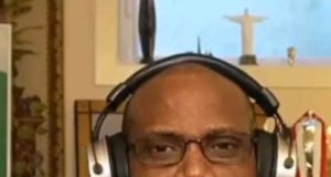 Sunday Oliseh Blows Hot; Declares – ‘Pay Players Well If You Want Them To Stay In Nigeria