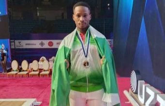 Glasgow 2026 Fall-out: Weighlifting Gold Medalist Edidiong Umoafia Gives Thanks To Governor Umo Eno, Hails Paul Bassey