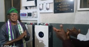 St. Gregory’s College ’96 Set Donates Solar to Science Block