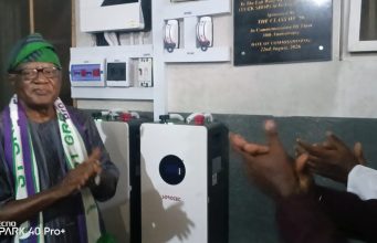 St. Gregory’s College ’96 Set Donates Solar to Science Block
