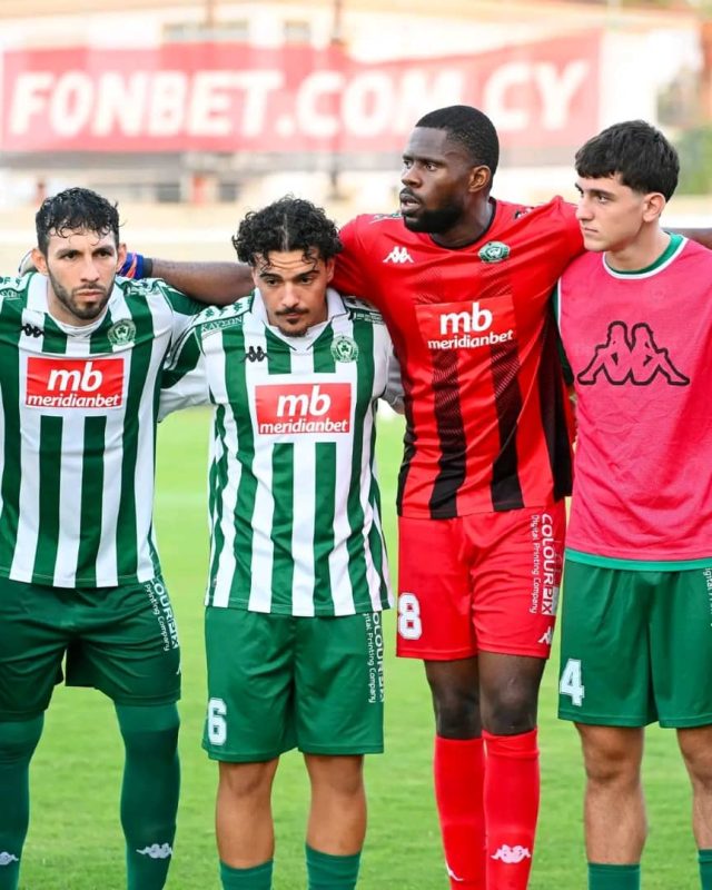 Uzoho (in red)
