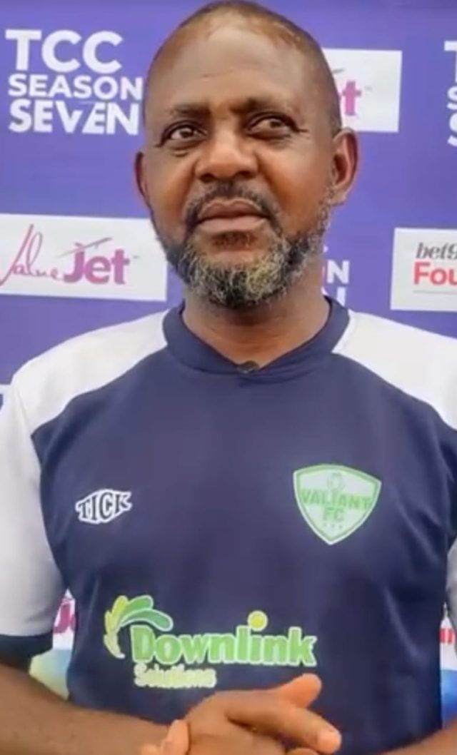 Akombo
