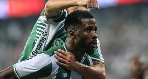Iheanacho Hits 11-Game Scoring Landmark as Bursaspor Close In on Top Spot